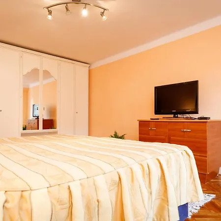 Apartments Tgm 11 Karlovy Vary Exterior photo